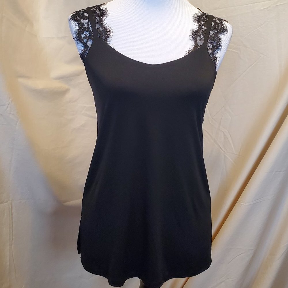 Bobeau Lace Strapped Swoop Neck Top SZ SM